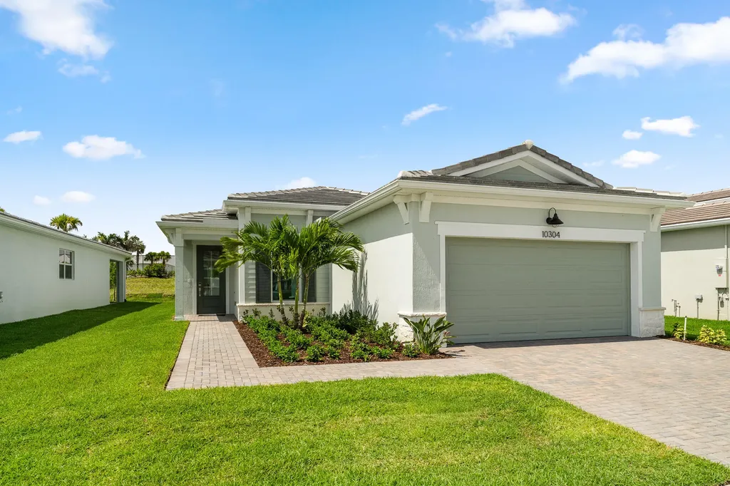 10304 SW Carnelian Street Port St Lucie FL 34987