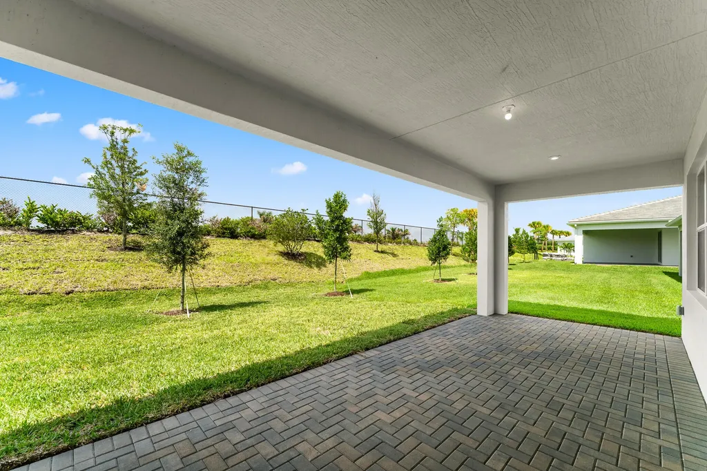 10304 SW Carnelian Street Port St Lucie FL 34987