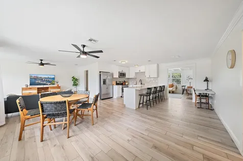 558 Ivy Avenue Palm Beach Gardens FL 33410