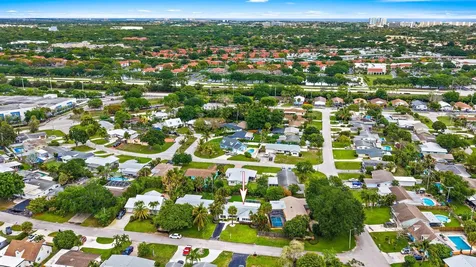 558 Ivy Avenue Palm Beach Gardens FL 33410