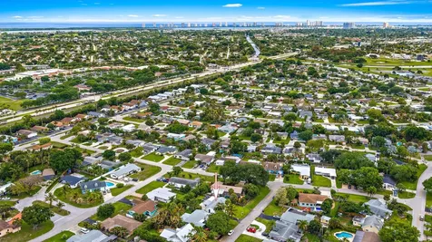 558 Ivy Avenue Palm Beach Gardens FL 33410