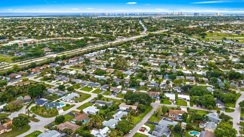 558 Ivy Avenue Palm Beach Gardens FL 33410