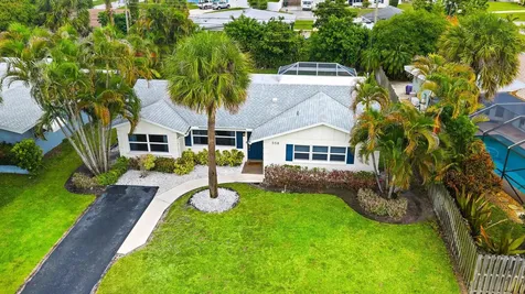 558 Ivy Avenue Palm Beach Gardens FL 33410
