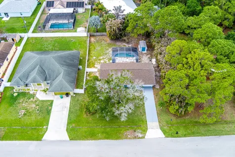 2232 SW Nightingale Terrace Port St Lucie FL 34953