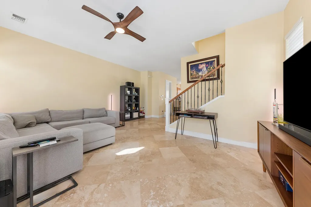 41 Via Floresta Drive Boca Raton FL 33487