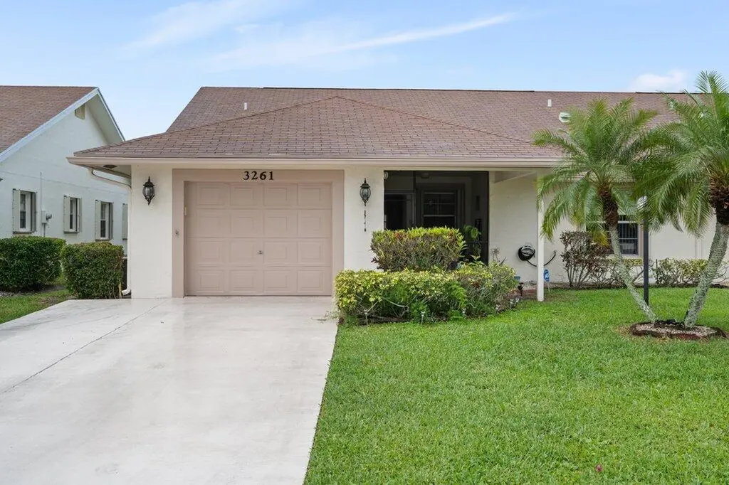 3261 Anthony Circle N West Palm Beach FL 33417