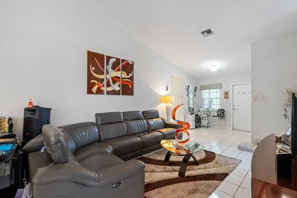 3261 Anthony Circle N West Palm Beach FL 33417
