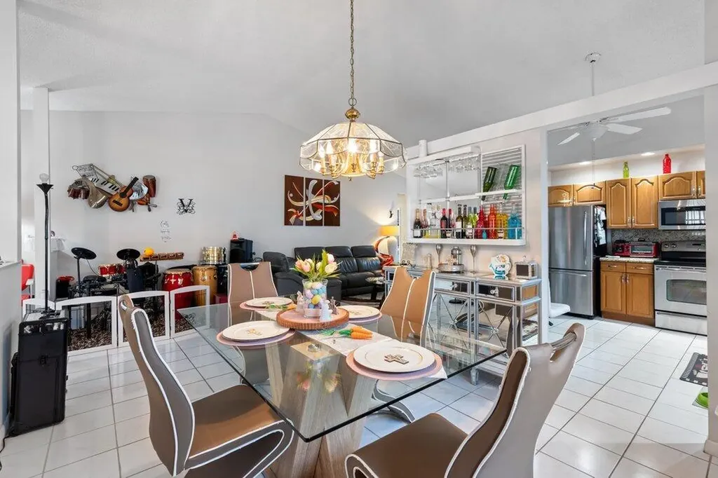 3261 Anthony Circle N West Palm Beach FL 33417