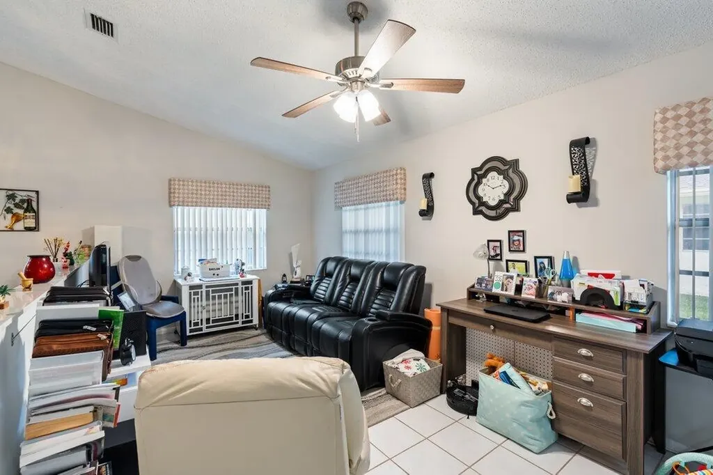 3261 Anthony Circle N West Palm Beach FL 33417