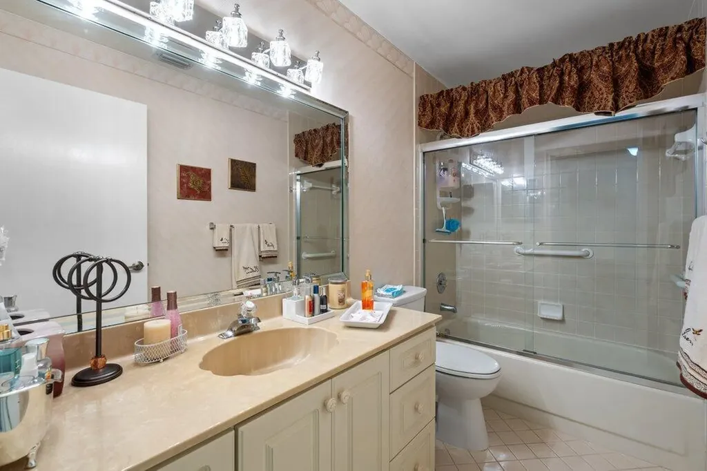 3261 Anthony Circle N West Palm Beach FL 33417