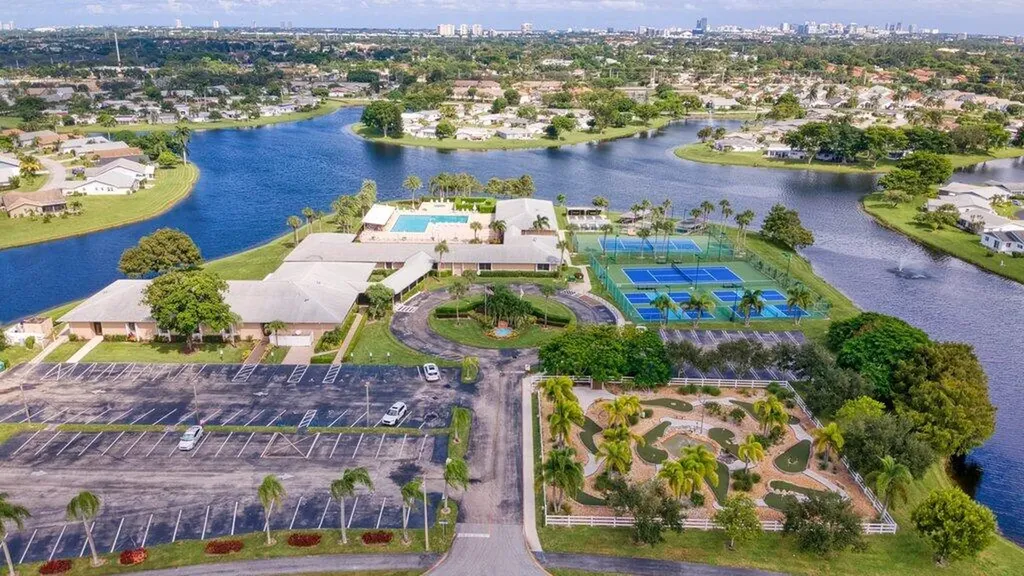 3261 Anthony Circle N West Palm Beach FL 33417