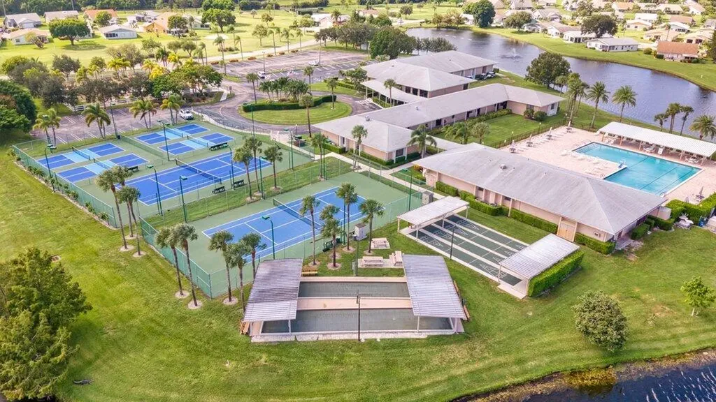 3261 Anthony Circle N West Palm Beach FL 33417