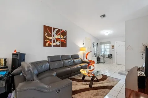 3261 Anthony Circle N West Palm Beach FL 33417