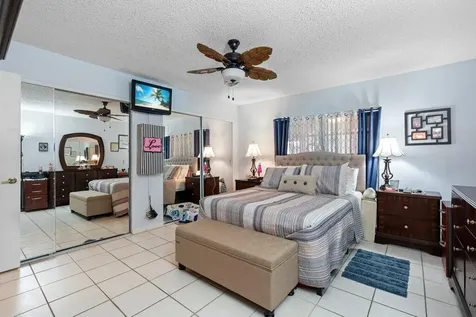 3261 Anthony Circle N West Palm Beach FL 33417