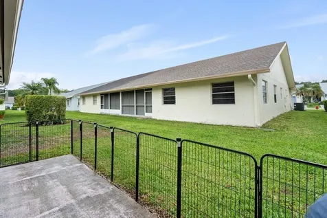 3261 Anthony Circle N West Palm Beach FL 33417