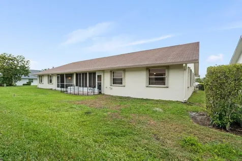 3261 Anthony Circle N West Palm Beach FL 33417