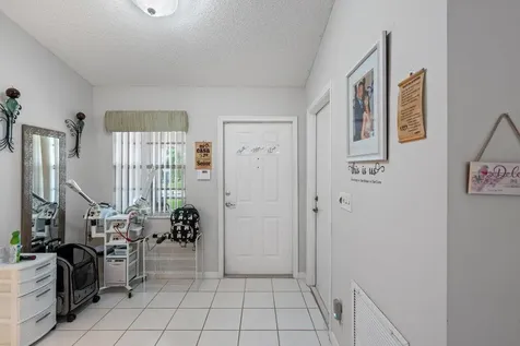 3261 Anthony Circle N West Palm Beach FL 33417