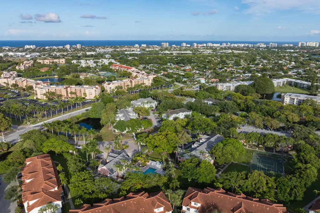 1000 Crystal Way Delray Beach FL 33444