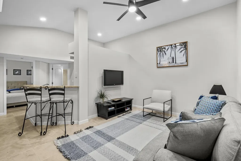 1000 Crystal Way Delray Beach FL 33444