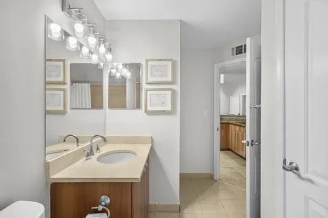 1000 Crystal Way Delray Beach FL 33444