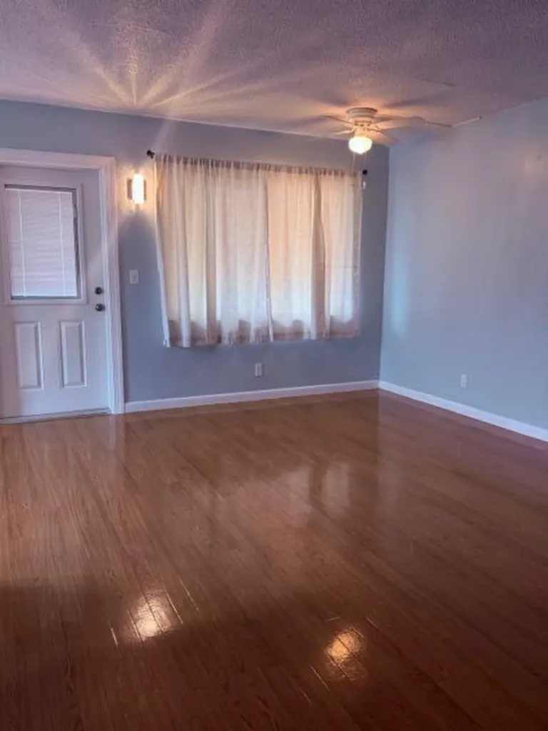 331 N Sheffield N West Palm Beach FL 33417