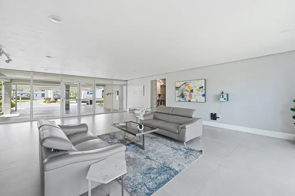 5700 NW 2nd Avenue Boca Raton FL 33487