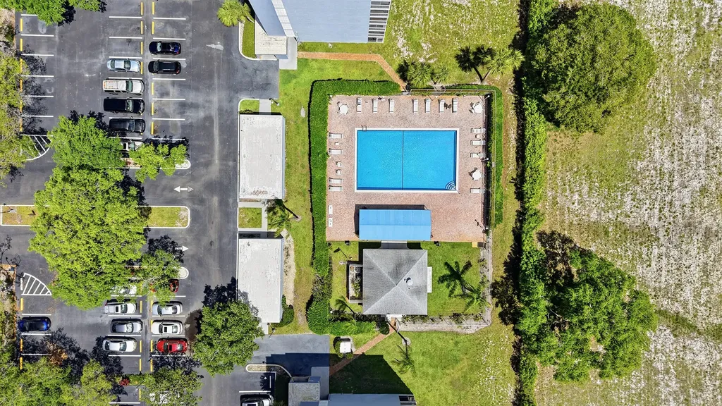 5700 NW 2nd Avenue Boca Raton FL 33487