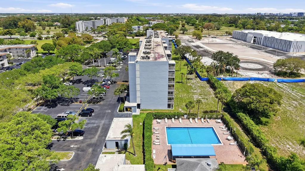 5700 NW 2nd Avenue Boca Raton FL 33487