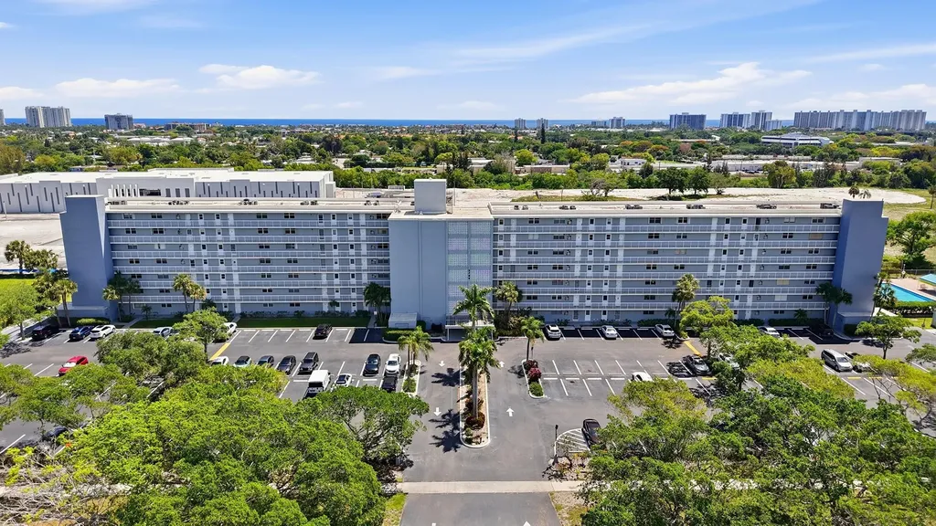 5700 NW 2nd Avenue Boca Raton FL 33487