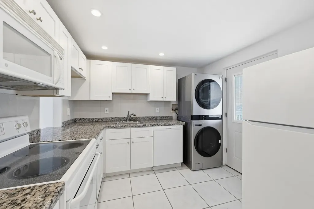 5700 NW 2nd Avenue Boca Raton FL 33487