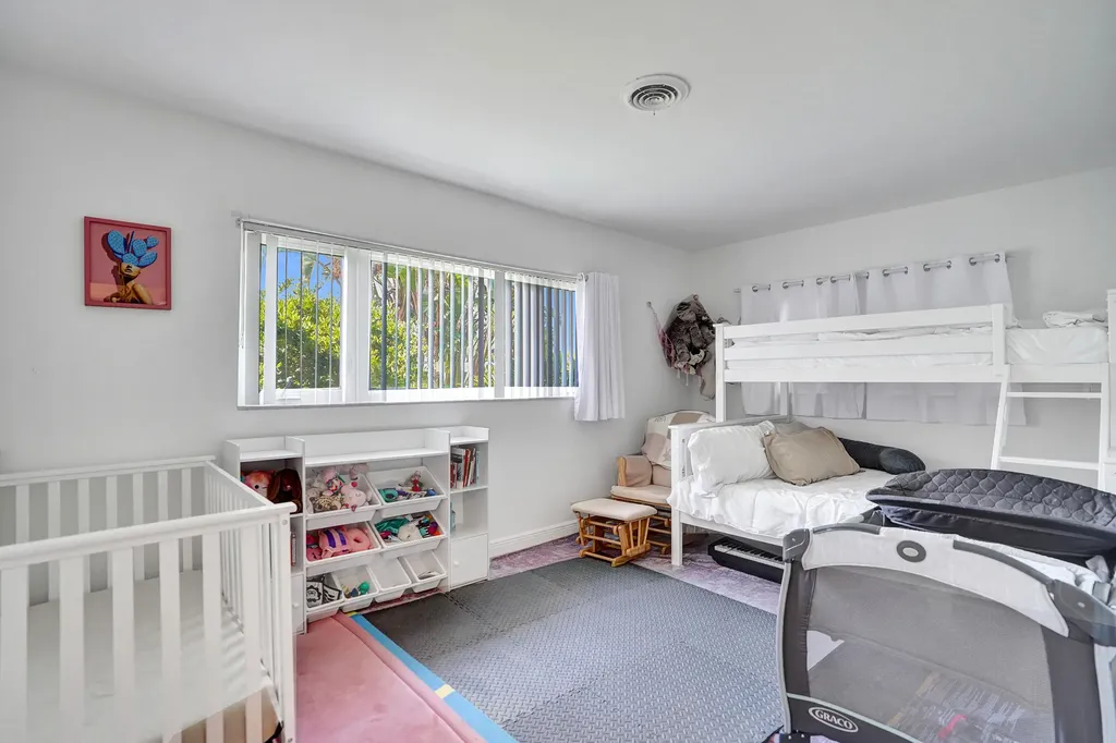 246 NE 30th Street Boca Raton FL 33431