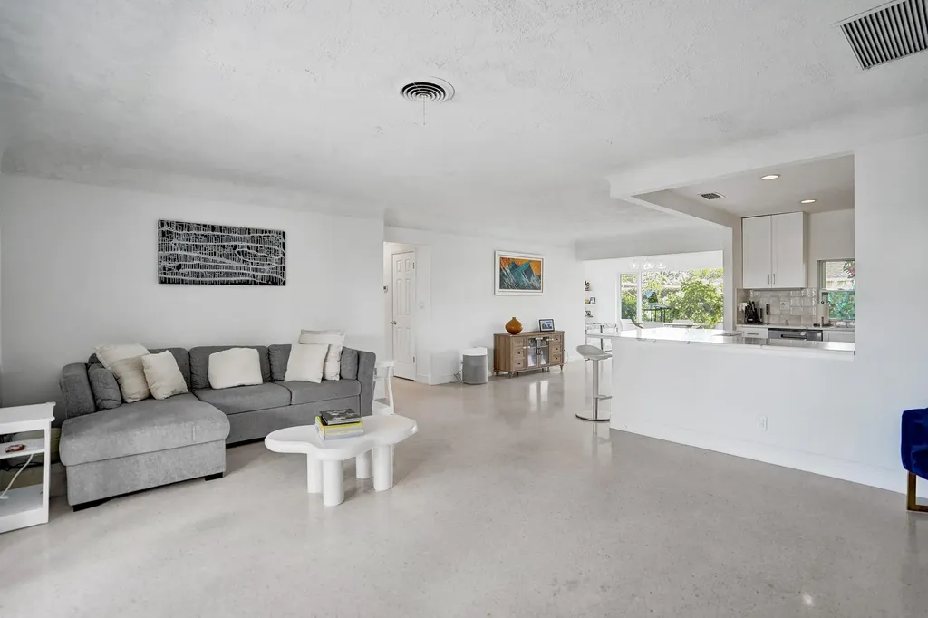 246 NE 30th Street Boca Raton FL 33431