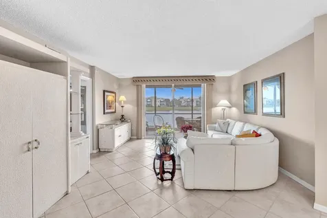 9539 Weldon Circle Tamarac FL 33321