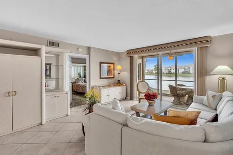 9539 Weldon Circle Tamarac FL 33321