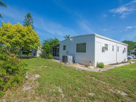 521 NE Sapphire Way Jensen Beach FL 34957