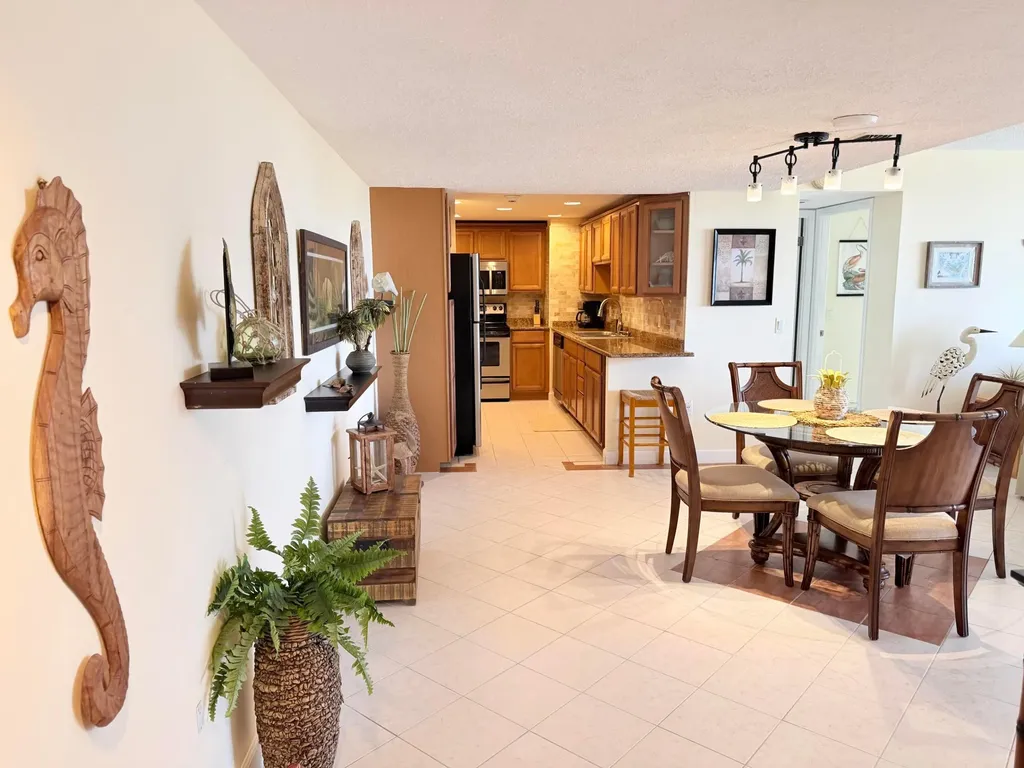 5600 N Flagler Drive West Palm Beach FL 33407