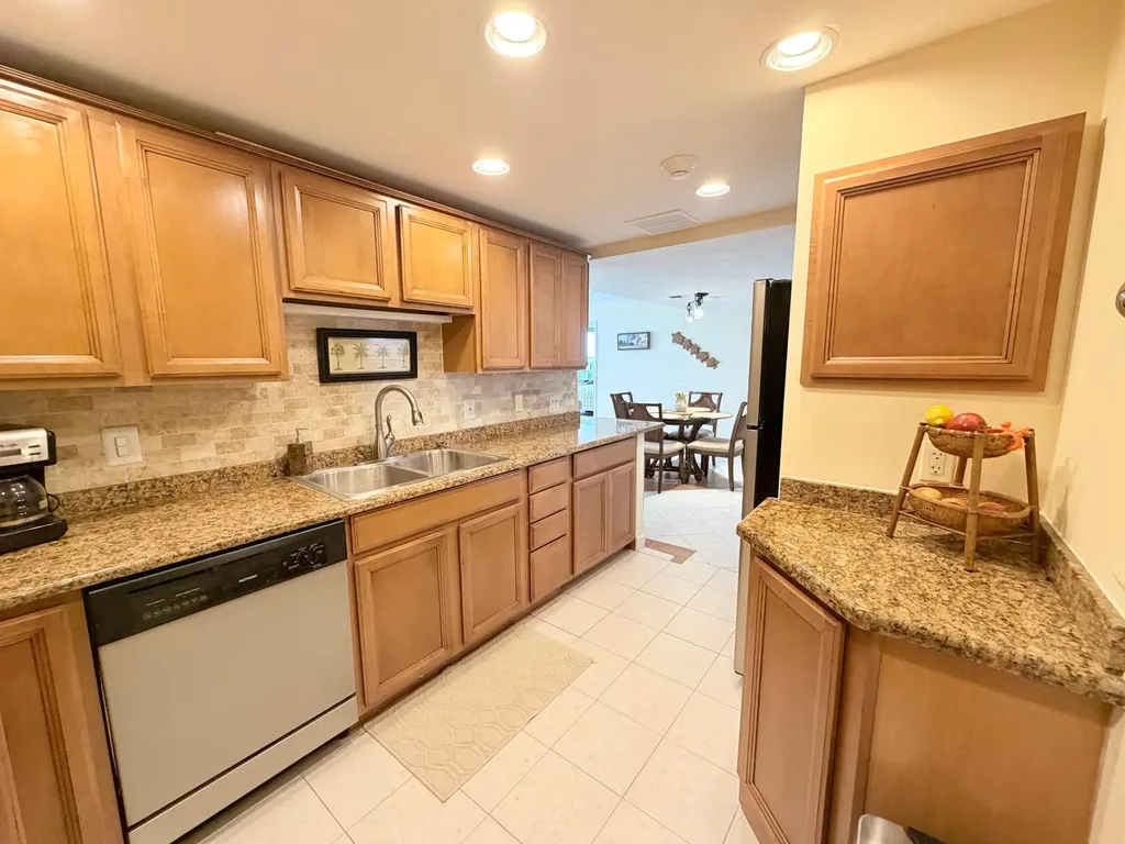 5600 N Flagler Drive West Palm Beach FL 33407
