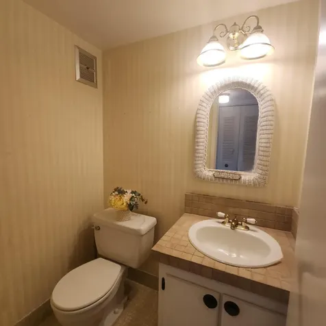 262 Sussex M West Palm Beach FL 33417