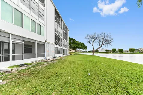 1034 Rexford B Boca Raton FL 33434