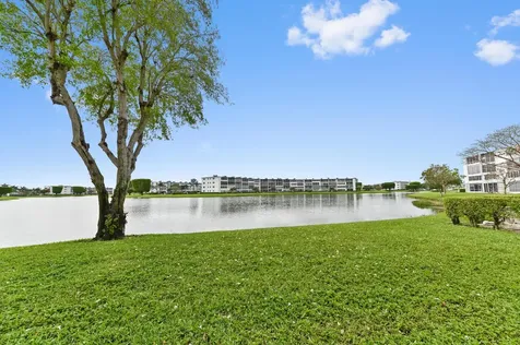 1034 Rexford B Boca Raton FL 33434