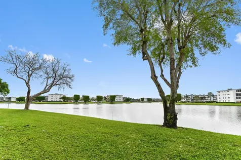 1034 Rexford B Boca Raton FL 33434