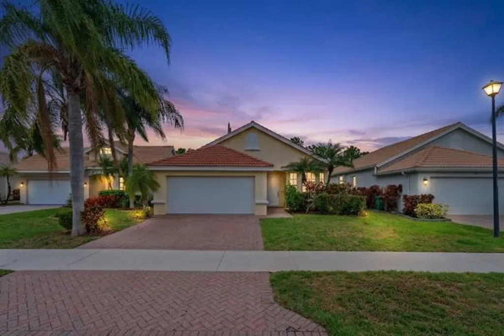 808 SW Munjack Circle Port St Lucie FL 34986