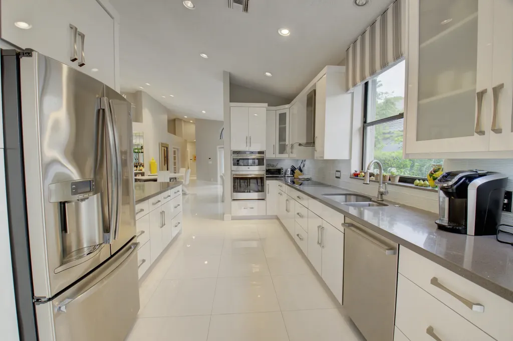 2106 NW 60th Circle Boca Raton FL 33496