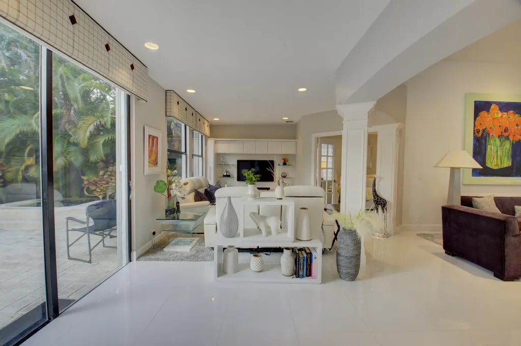 2106 NW 60th Circle Boca Raton FL 33496