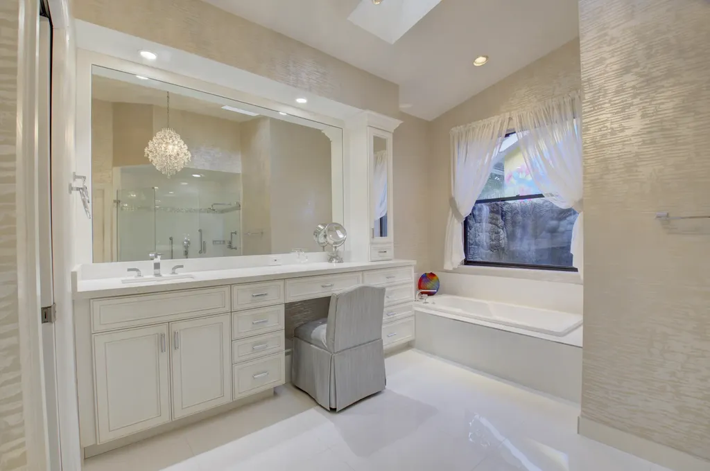2106 NW 60th Circle Boca Raton FL 33496