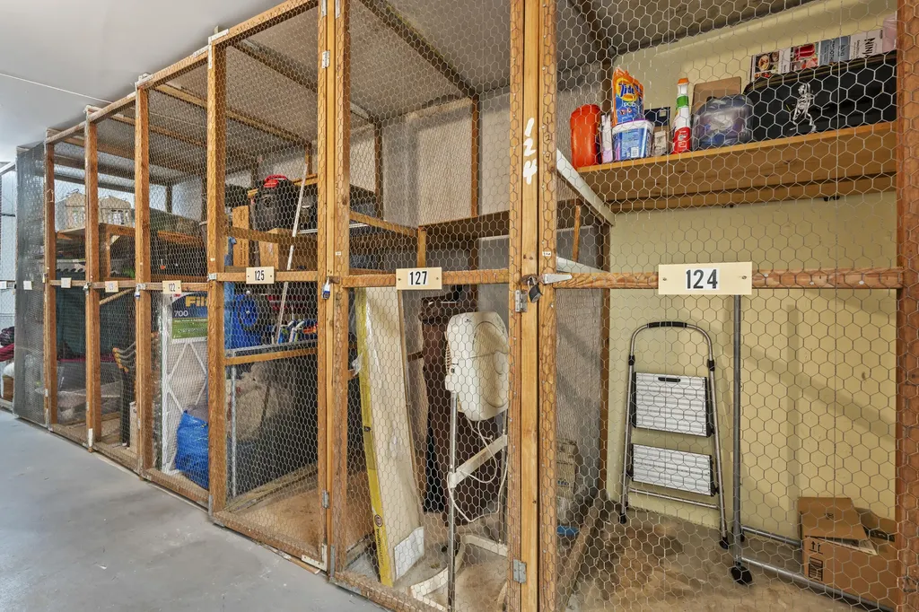 126 Southampton B West Palm Beach FL 33417