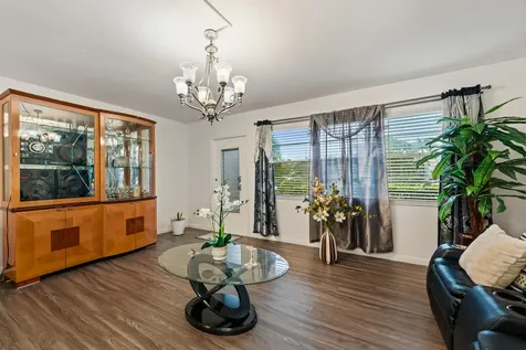 126 Southampton B West Palm Beach FL 33417
