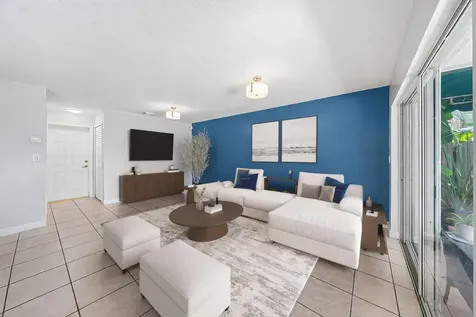 11018 NW 47th Terrace Doral FL 33178