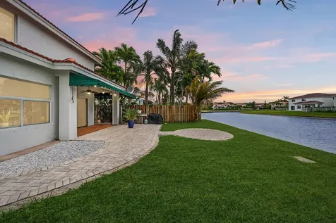 11018 NW 47th Terrace Doral FL 33178