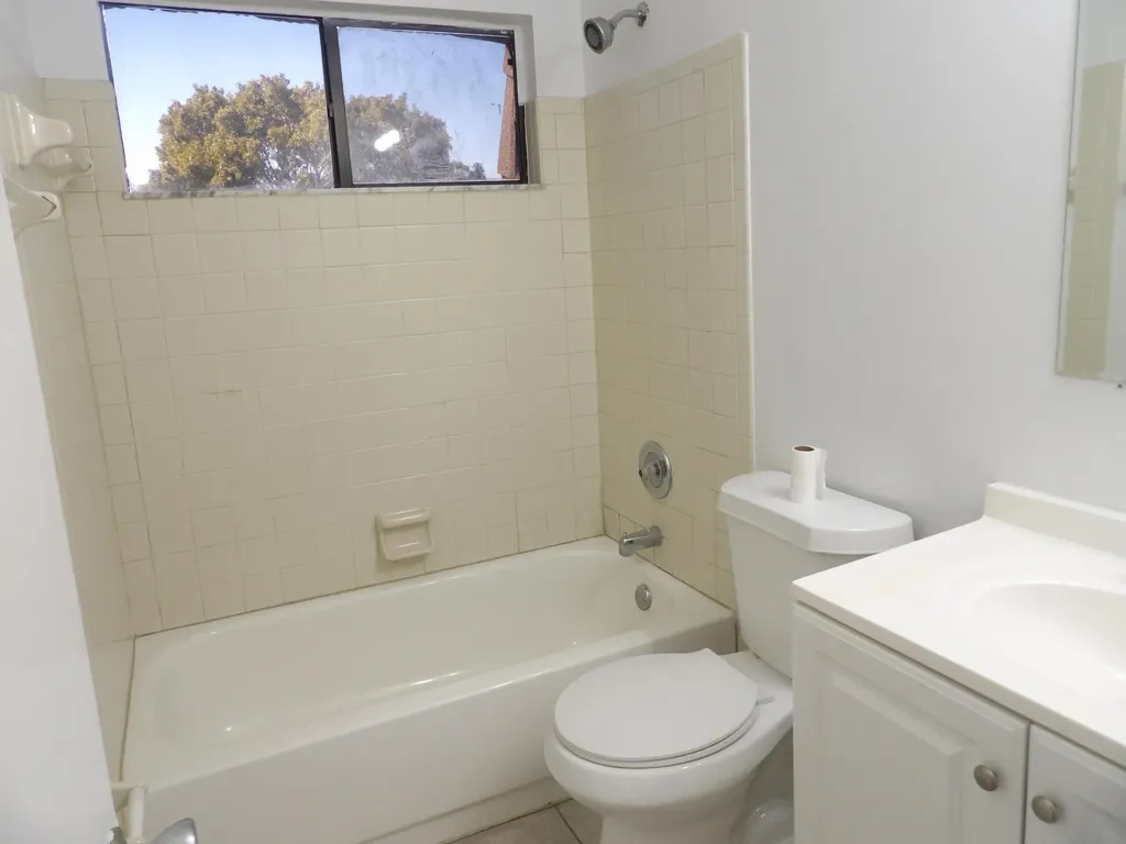 4132 Palm Bay Circle West Palm Beach FL 33406